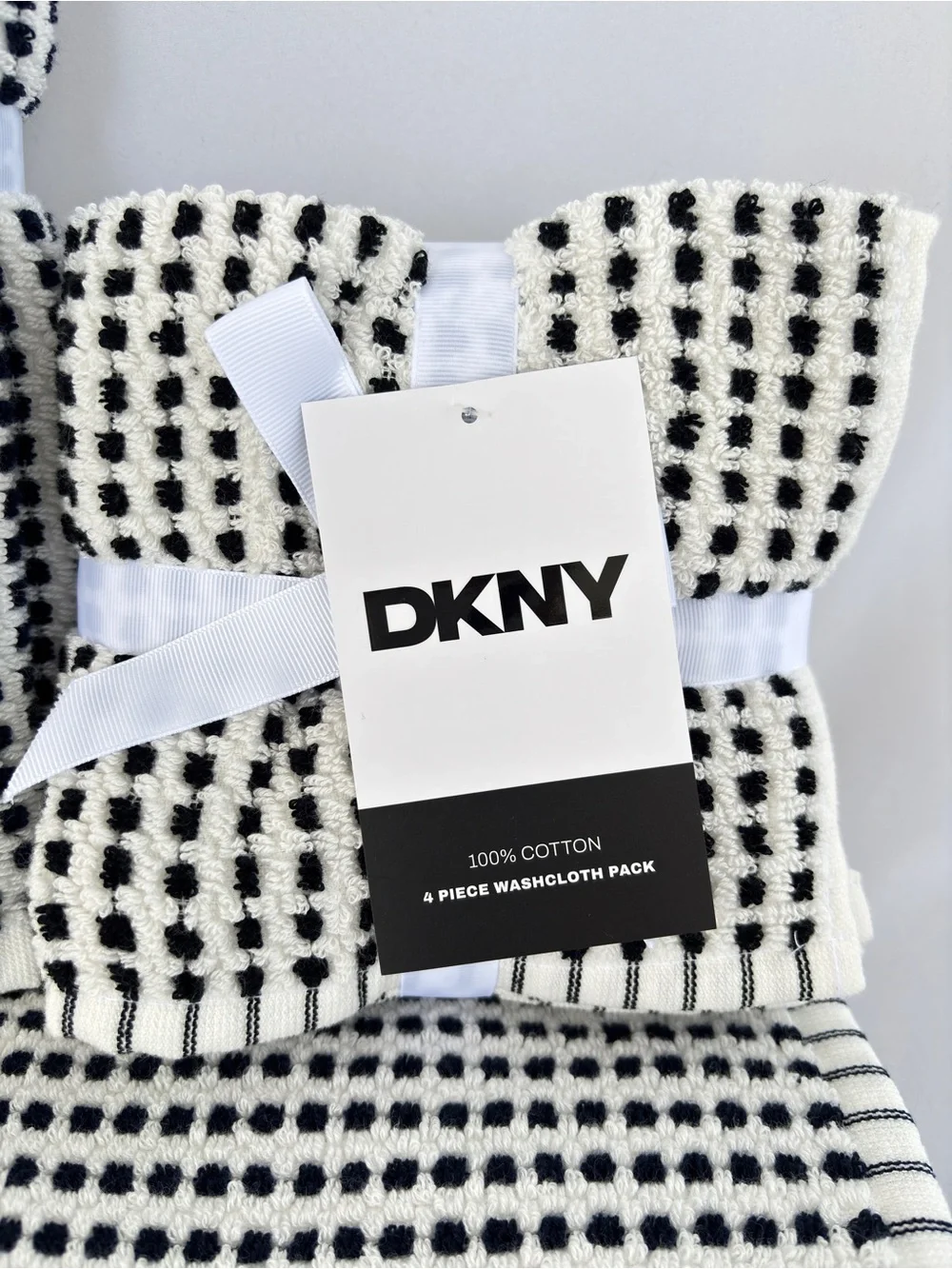 NWT DKNY Set of 8 Black and White Checkerboard 100% Cotton Bath & Hand Towels